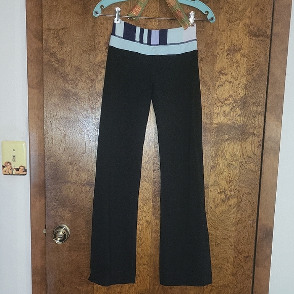 lululemon athletica Pants - Lululemon Figure Flattering Yoga Pants Reversible Small